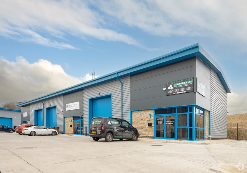 Flanshaw Way, Wakefield for sale - Primary Photo - Image 1 of 1