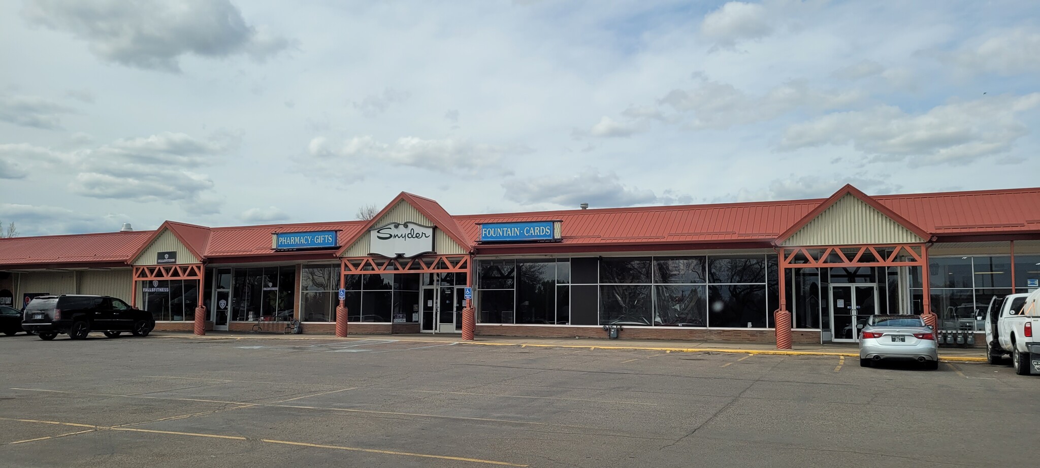 2515 6th Ave N, Great Falls, MT for lease Primary Photo- Image 1 of 40