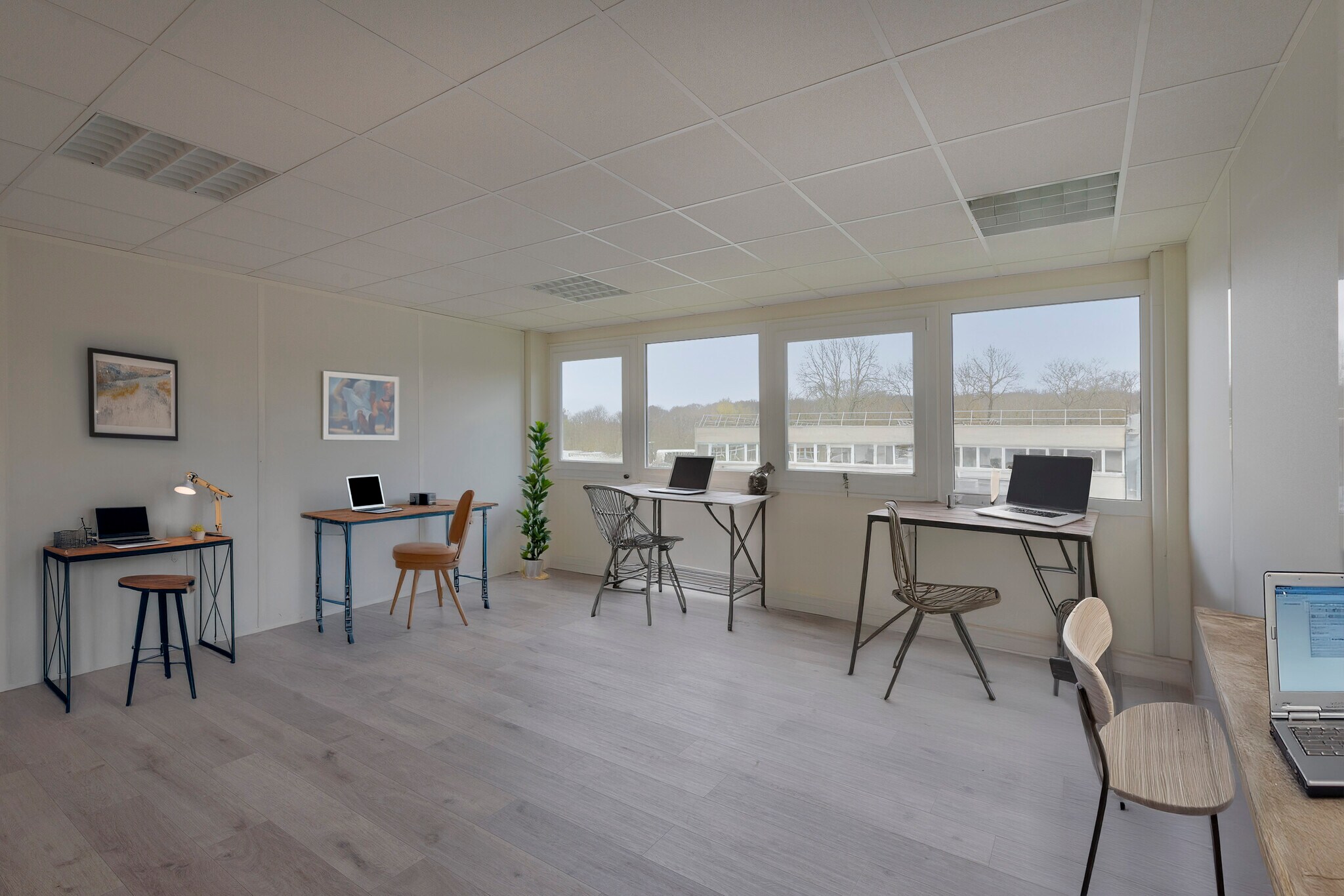 4 Route De Gisy, Bièvres for lease Interior Photo- Image 1 of 5