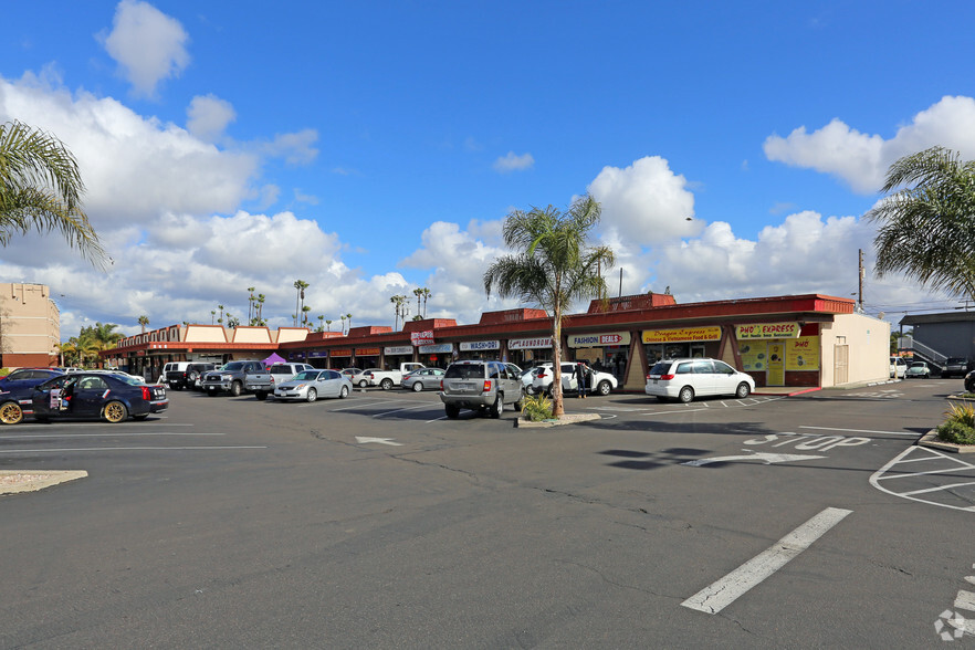 640-692 E St, Chula Vista, CA for lease - Building Photo - Image 2 of 6