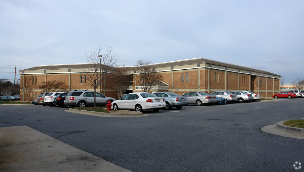 14800-14820 Physicians Ln, Rockville, MD for lease - Primary Photo - Image 1 of 6