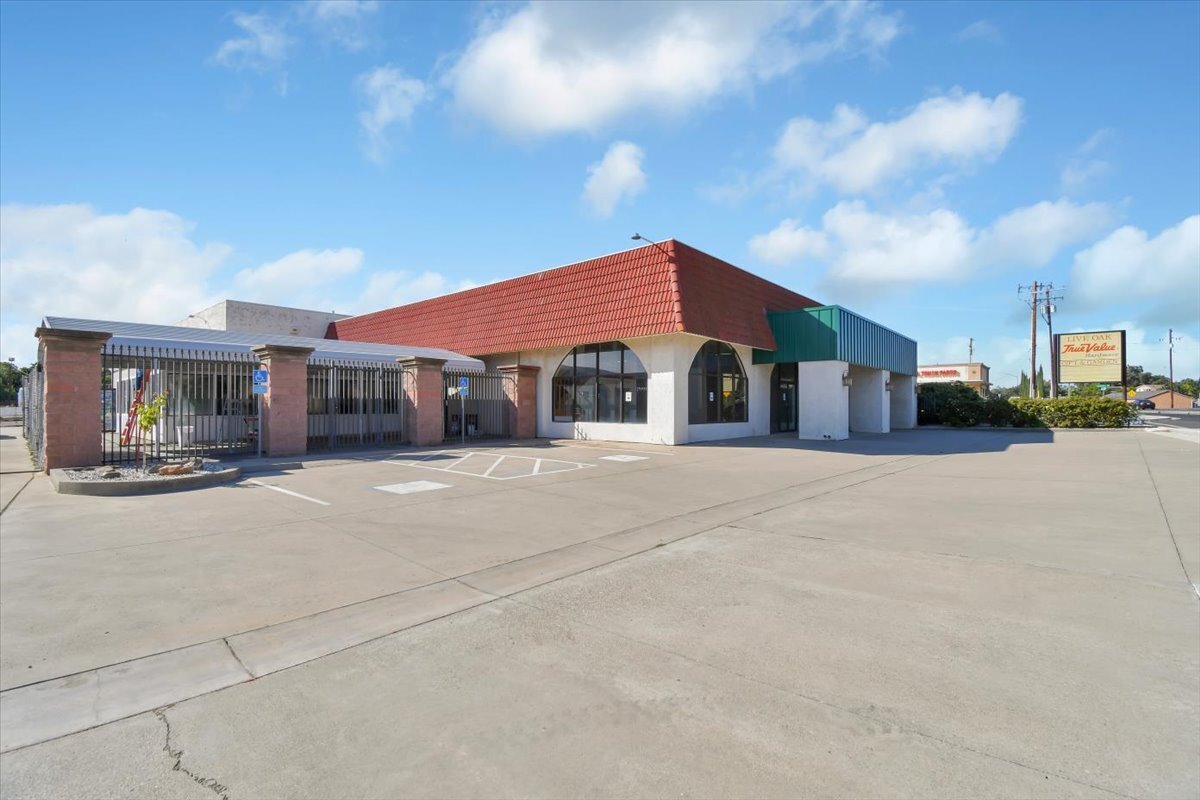 10480 Live Oak Blvd, Live Oak, CA for sale Building Photo- Image 1 of 2