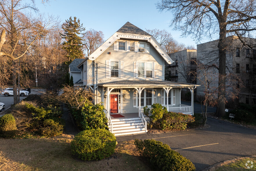 157 Engle St, Englewood, NJ for sale - Building Photo - Image 1 of 28