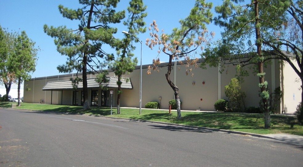 3025 N 33rd Ave, Phoenix, AZ for sale - Primary Photo - Image 1 of 1