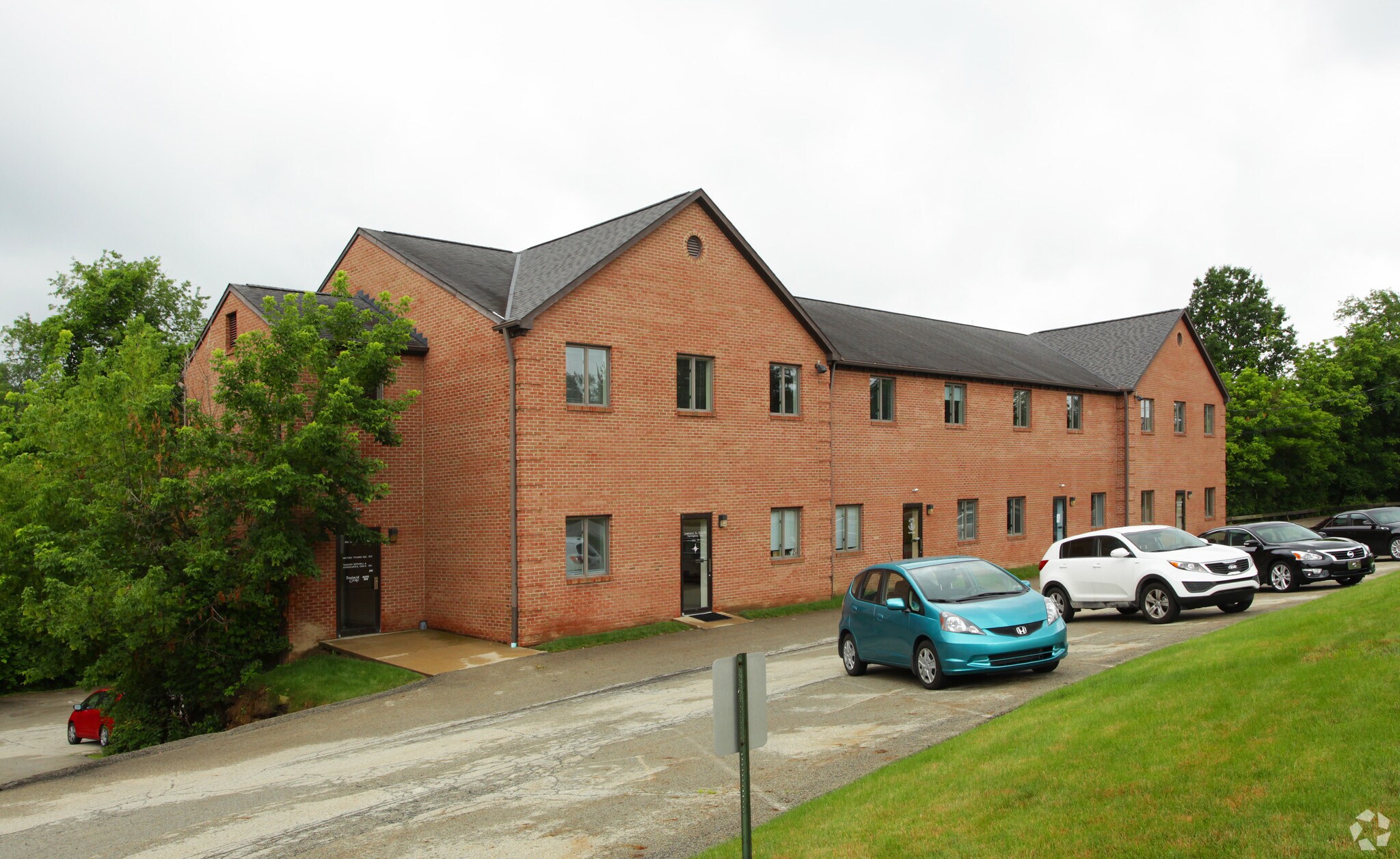 608 E McMurray Rd, Mcmurray, PA 15317 The Heather Office Bldg