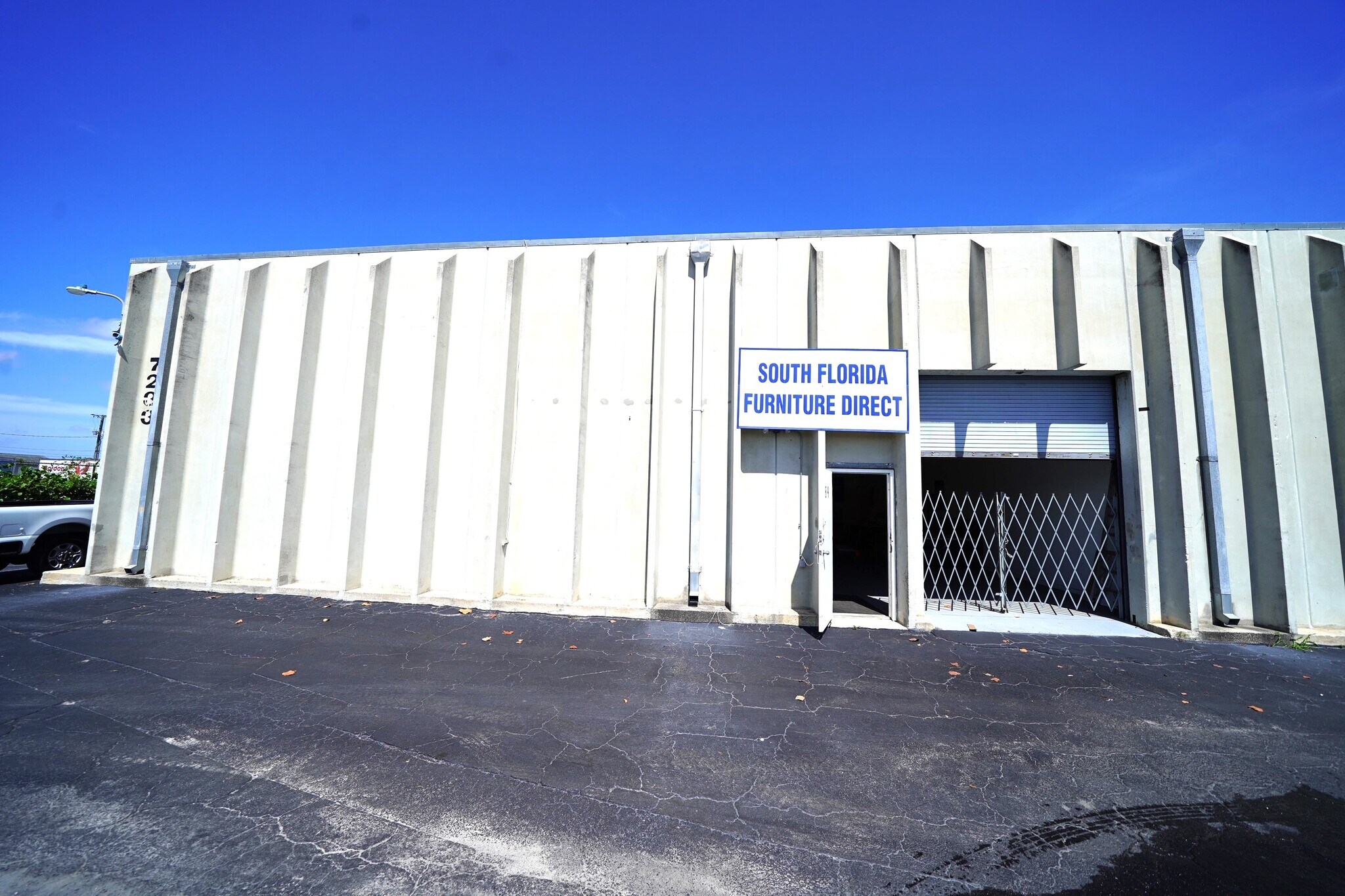 7233 Southern Blvd, West Palm Beach, FL for lease Building Photo- Image 1 of 4