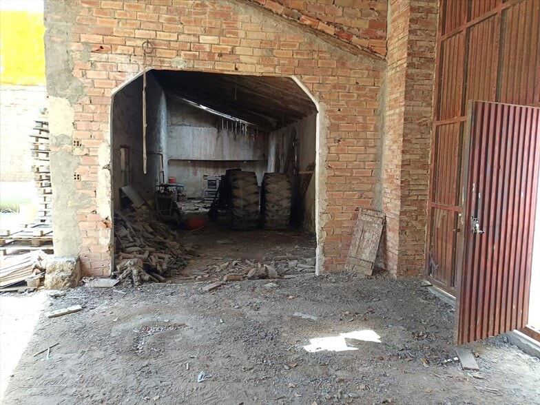 Industrial in Pradilla de Ebro for sale - Building Photo - Image 3 of 16