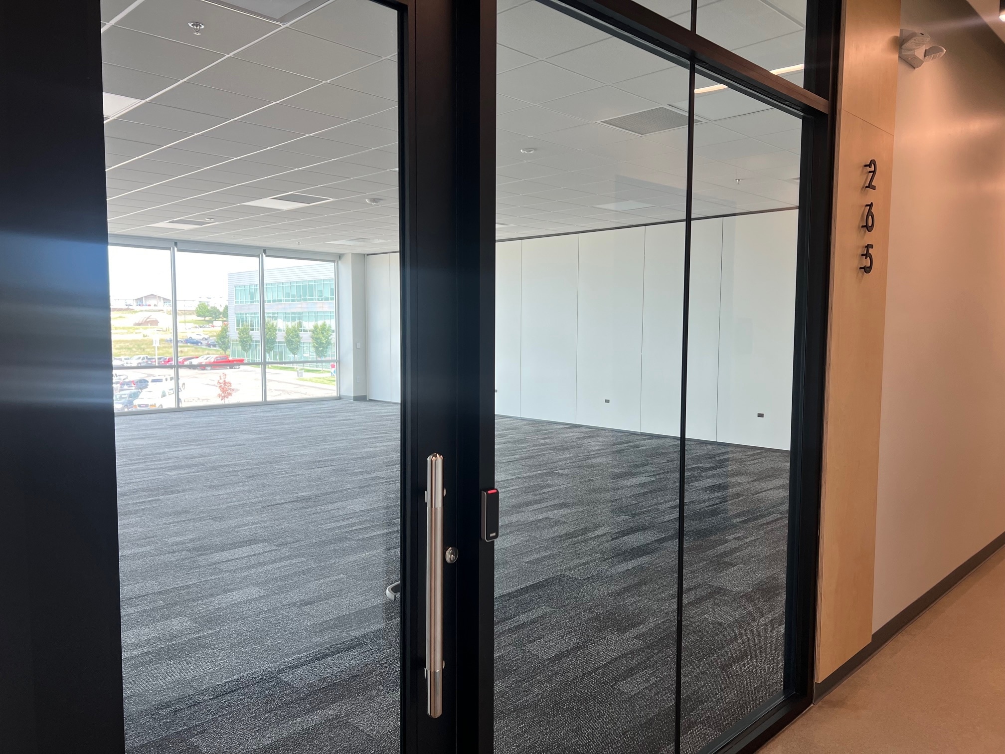 1960 Kimball Ave, Manhattan, KS for lease Interior Photo- Image 1 of 4