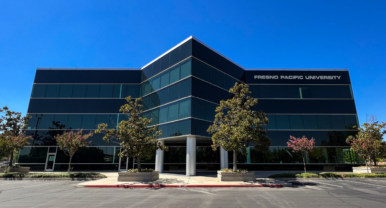 5 E River Park Pl W, Fresno, CA for lease Building Photo- Image 1 of 3