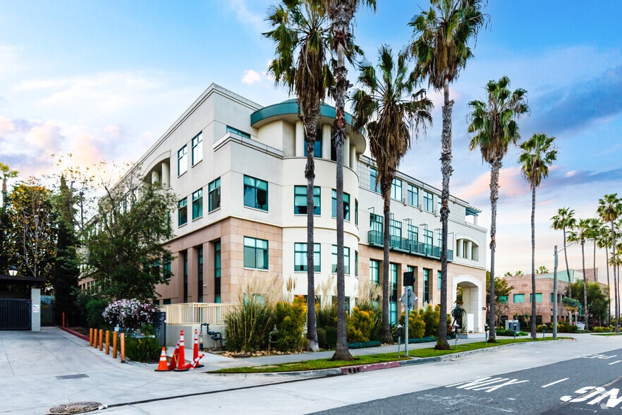2150 Colorado Ave, Santa Monica, CA for lease - Building Photo - Image 1 of 11