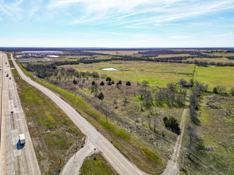 TBD 11.54 Acres IH-45 rd, Corsicana, TX for sale - Building Photo - Image 2 of 14