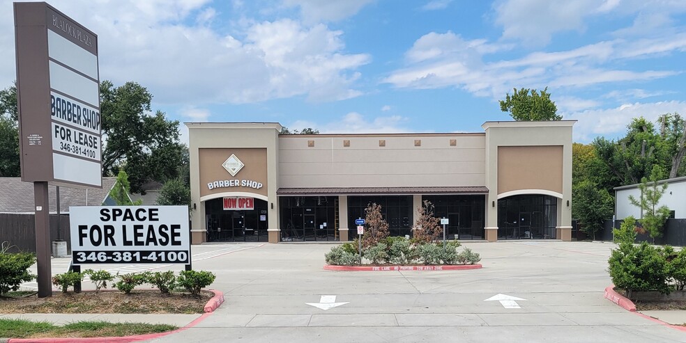 2209 Blalock Rd, Houston, TX for lease - Building Photo - Image 1 of 21