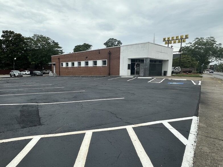 1670 Washington Rd, Atlanta, GA for lease - Building Photo - Image 1 of 12