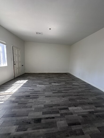 5253 El Cajon Blvd, San Diego, CA for lease - Interior Photo - Image 2 of 4