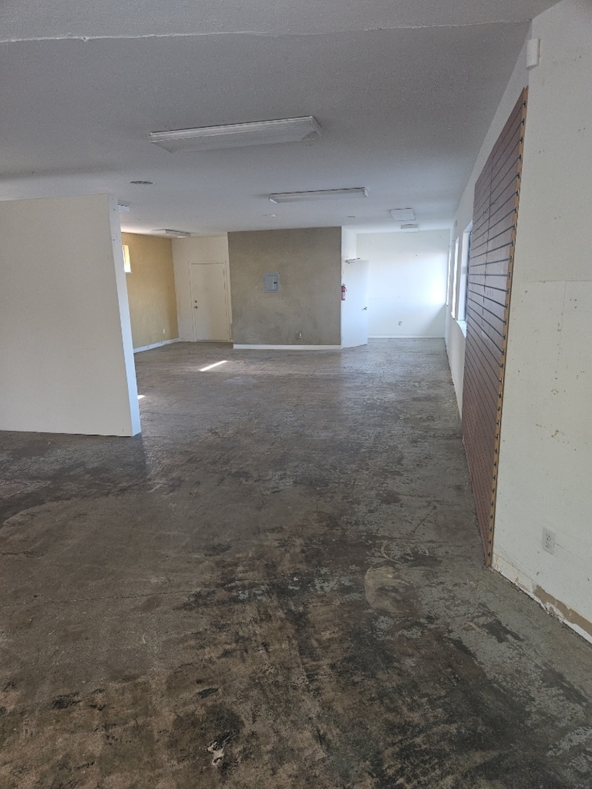 6001 Sonoma Hwy, Santa Rosa, CA for lease Interior Photo- Image 1 of 10