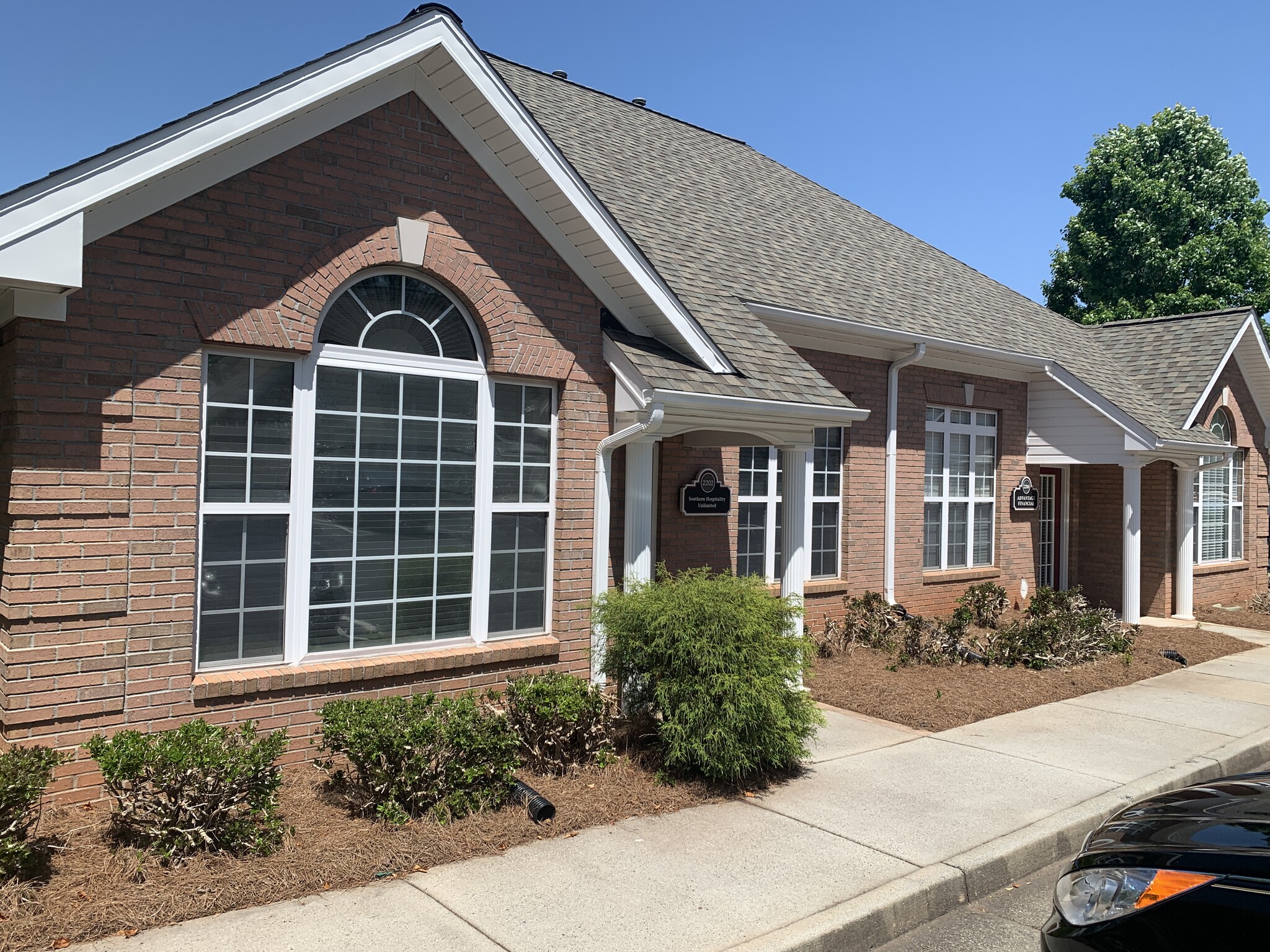 2200-2202 Abbey Ct, Alpharetta, GA for lease Building Photo- Image 1 of 16