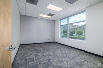 15996 Jurupa Ave, Fontana, CA for lease Interior Photo- Image 2 of 13