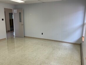 1500 E Branch Rd, State College, PA for lease Interior Photo- Image 2 of 14