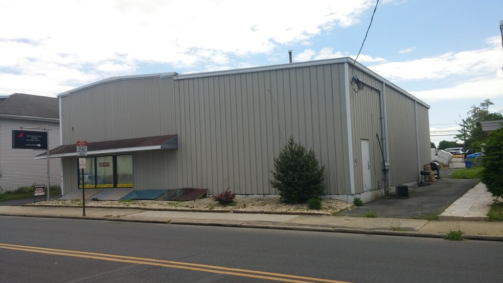 640 W Main St, Palmyra, PA for sale - Building Photo - Image 1 of 11