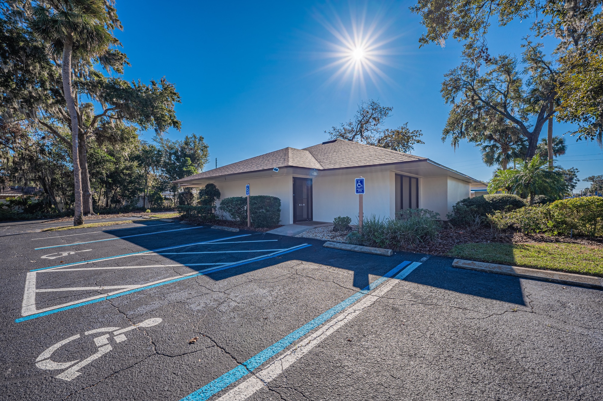 801 N Bay st, Eustis, FL for sale Primary Photo- Image 1 of 37