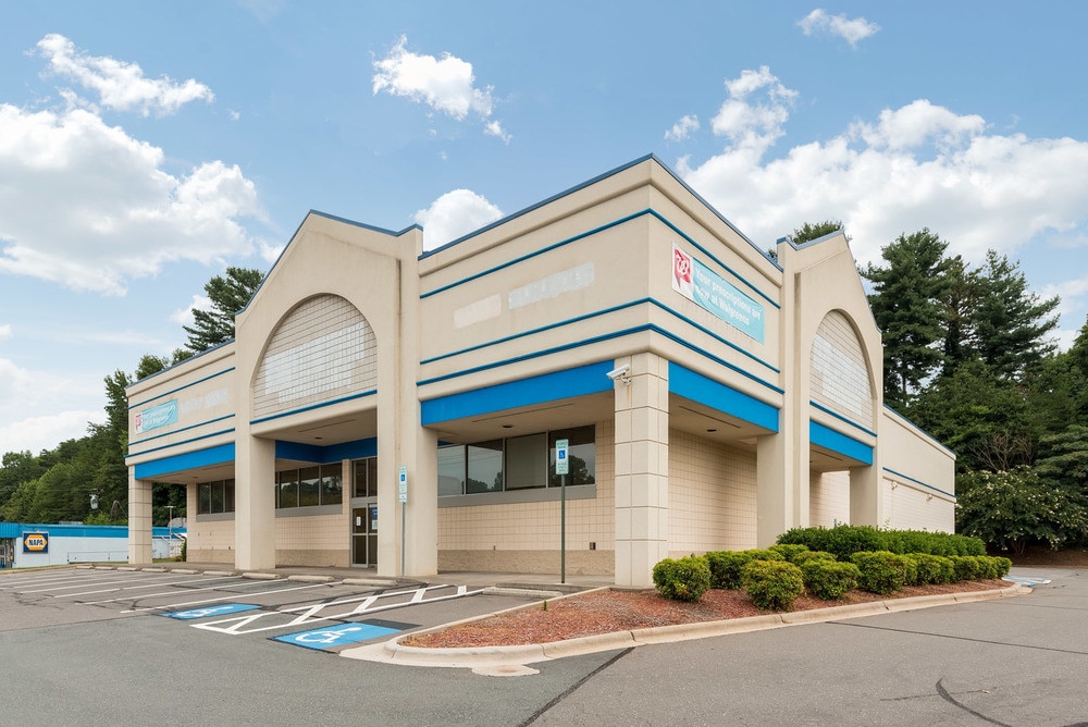 3601 Reynolda Rd, Winston-Salem, NC for sale Building Photo- Image 1 of 1