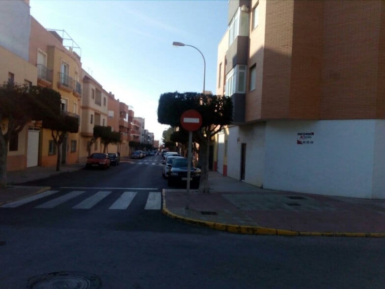 Retail in El Ejido, Almería for lease - Building Photo - Image 1 of 3