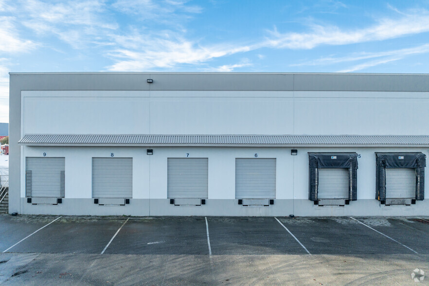 720 Eaton Way, Delta, BC for lease - Building Photo - Image 3 of 4