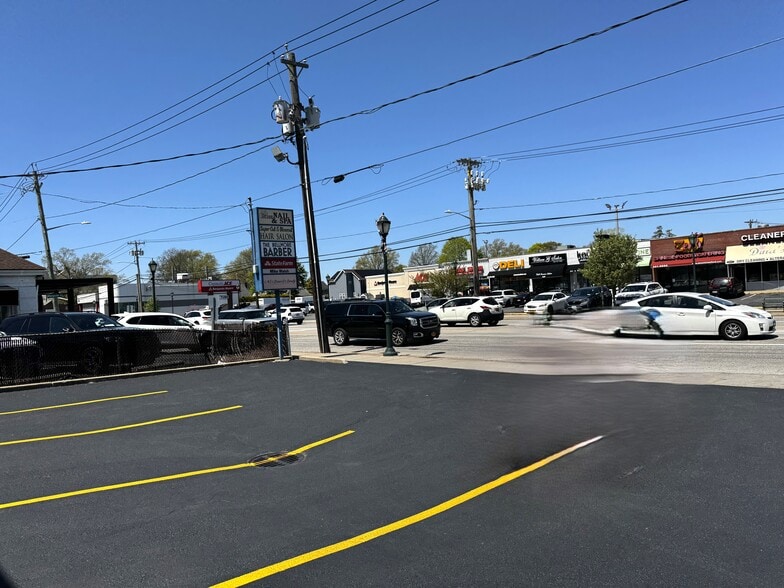 2694-2698 Merrick Rd, Bellmore, NY for lease - Building Photo - Image 2 of 7