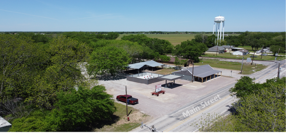 104 Main, Sadler, TX for sale - Primary Photo - Image 1 of 1