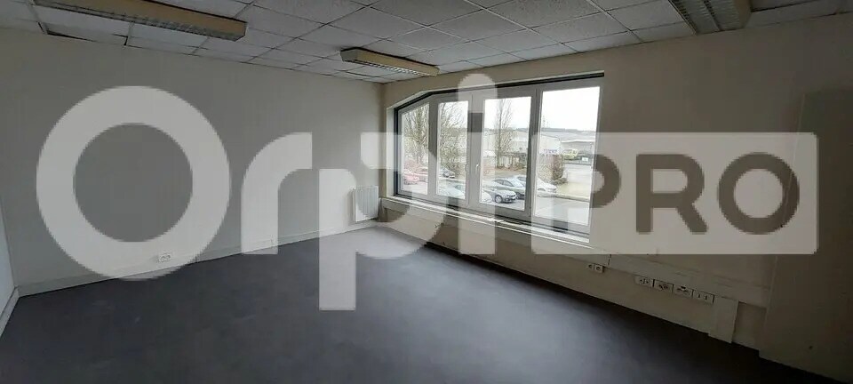 Flex in Nogent-Sur-Oise for lease - Building Photo - Image 2 of 4
