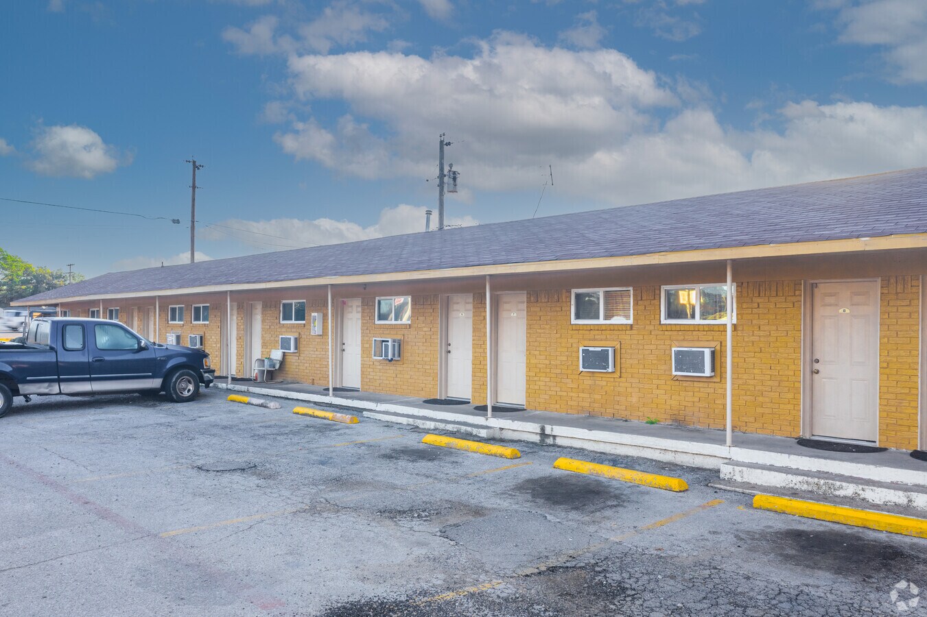 2605 N Us175, Seagoville, TX 75159