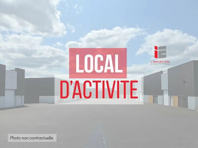 Flex in Vitré for lease - Building Photo - Image 2 of 3