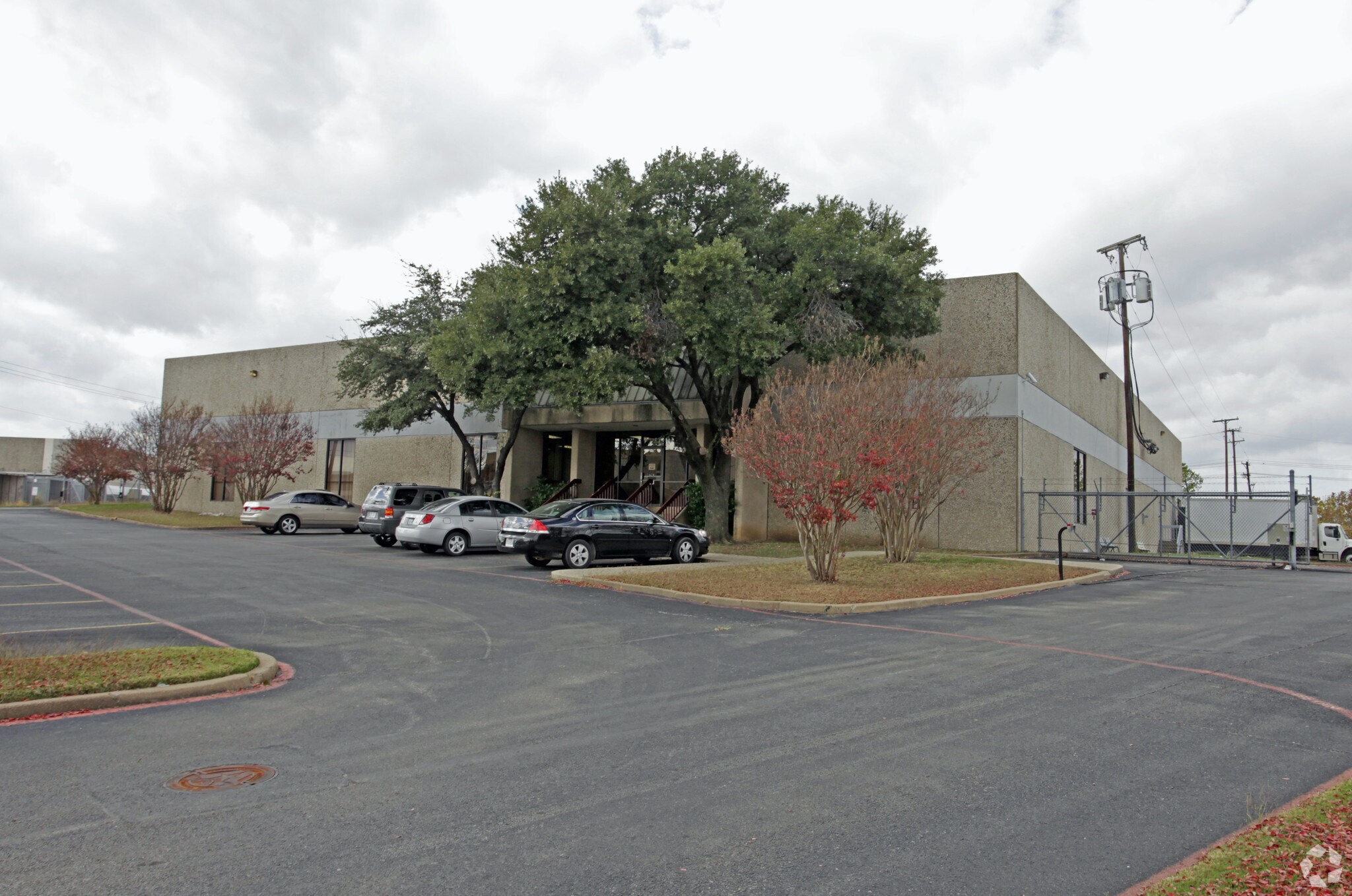 401 Exchange Dr, Arlington, TX for sale Primary Photo- Image 1 of 1