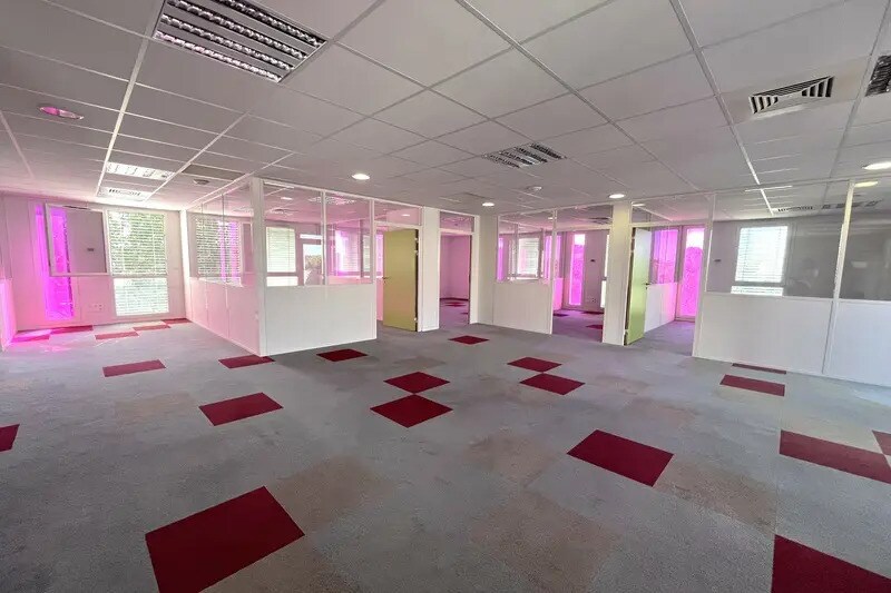 Office in Montpellier for lease - Interior Photo - Image 2 of 4