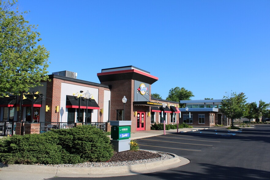 5314 S Westnedge Ave, Portage, MI for lease - Building Photo - Image 3 of 9