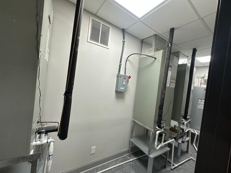 4320 N Belt Line Rd, Irving, TX for lease - Building Photo - Image 2 of 51