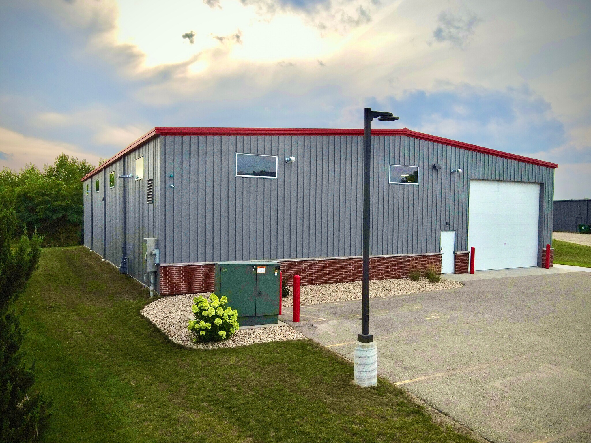 529 Commerce Pky, Verona, WI for lease Building Photo- Image 1 of 10
