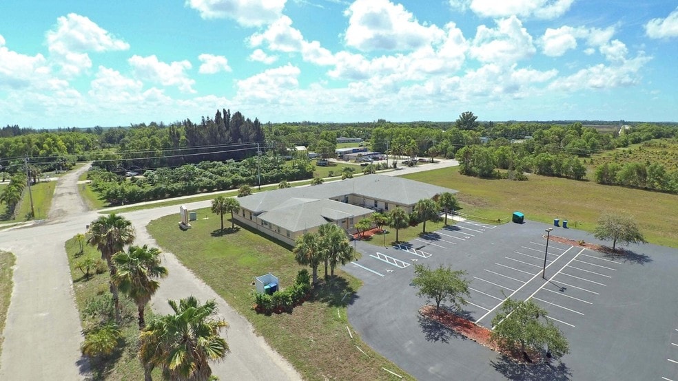 8359 Stringfellow Rd, Saint James City, FL for lease - Aerial - Image 2 of 35