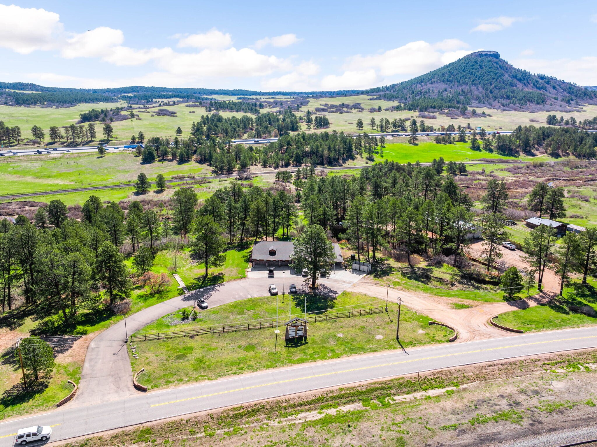 8524 Spruce Mountain Rd, Larkspur, CO for sale Primary Photo- Image 1 of 8