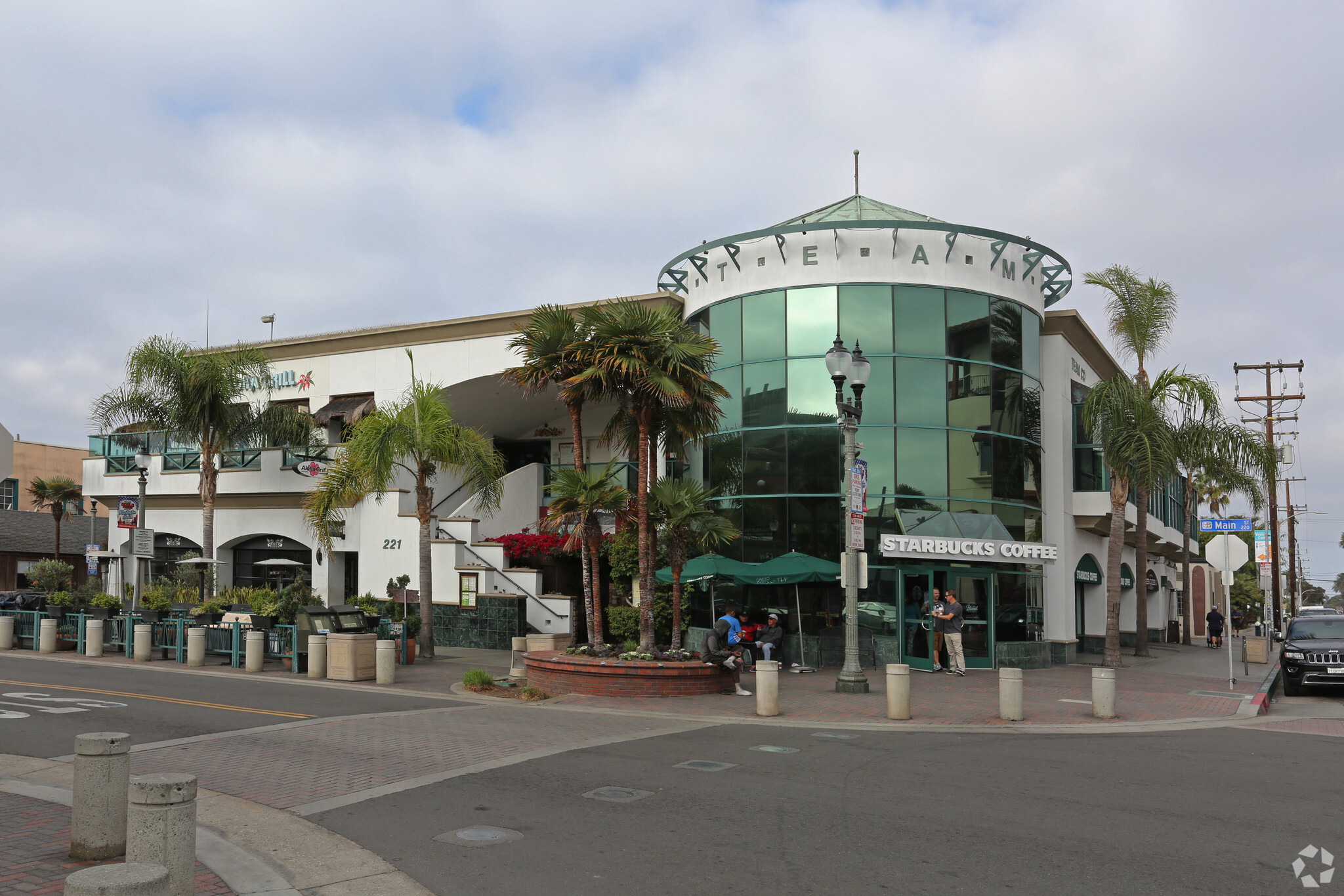 221 Main St, Huntington Beach, CA for lease Primary Photo- Image 1 of 9