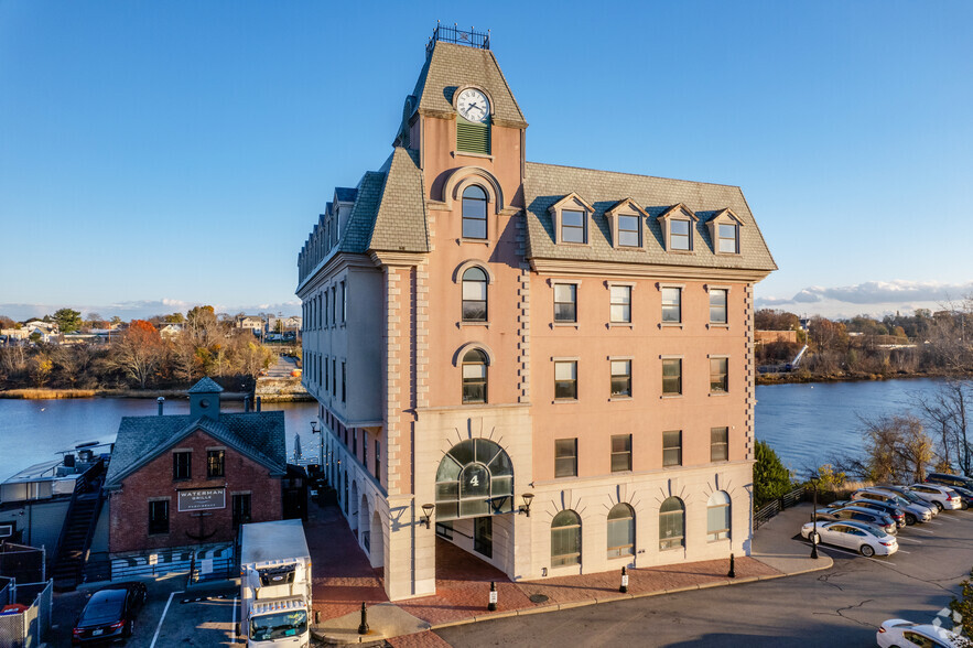 4 Richmond Sq, Providence, RI for lease - Building Photo - Image 2 of 9