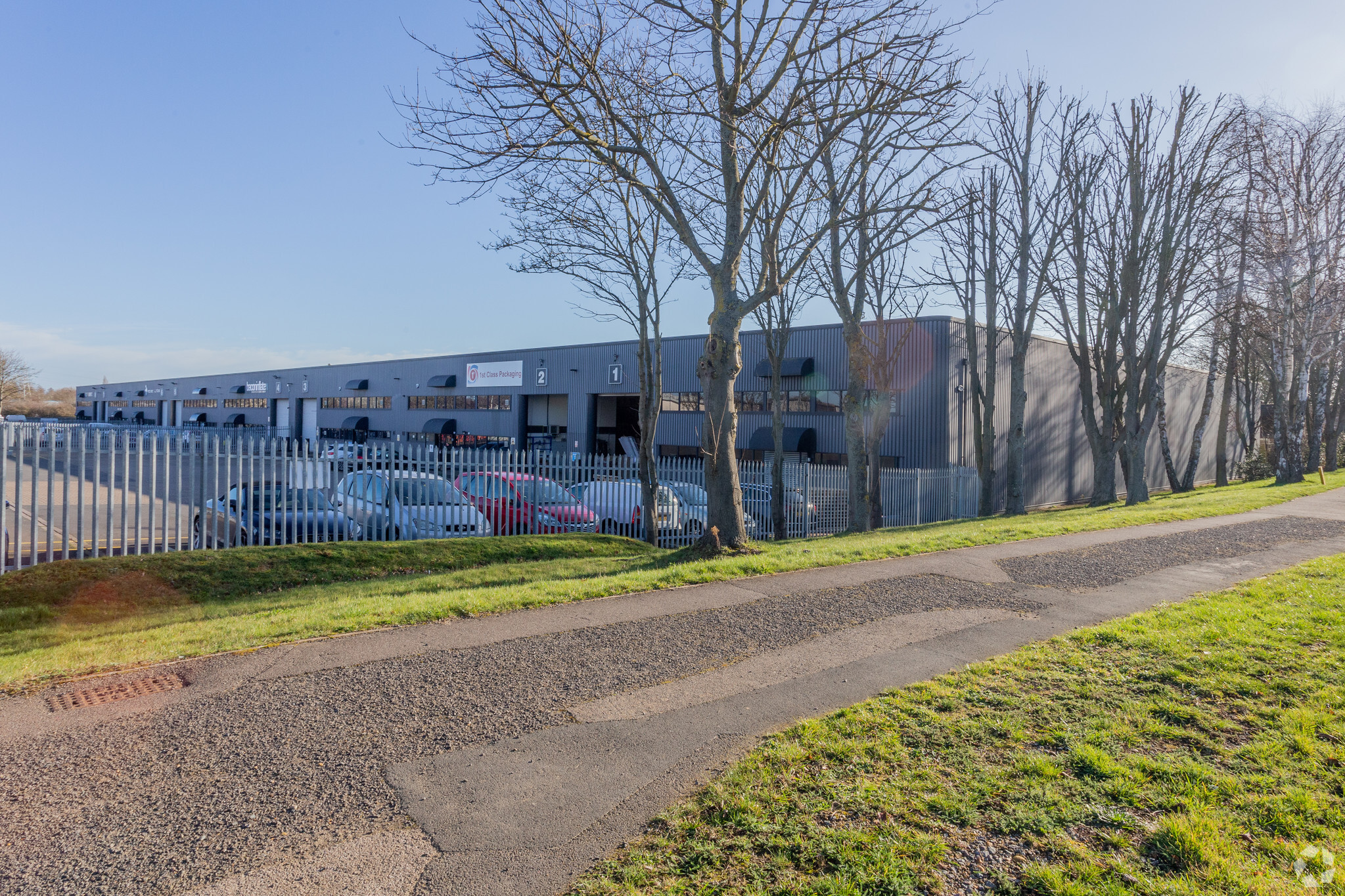 Osyth Clos, Northampton for lease Primary Photo- Image 1 of 8