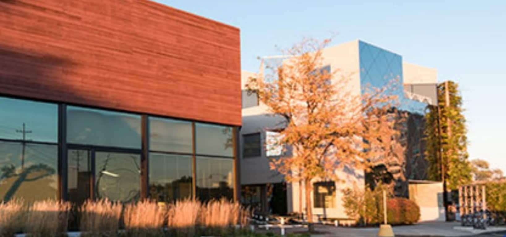 9333 N Milwaukee Ave, Niles, IL for lease Primary Photo- Image 1 of 3