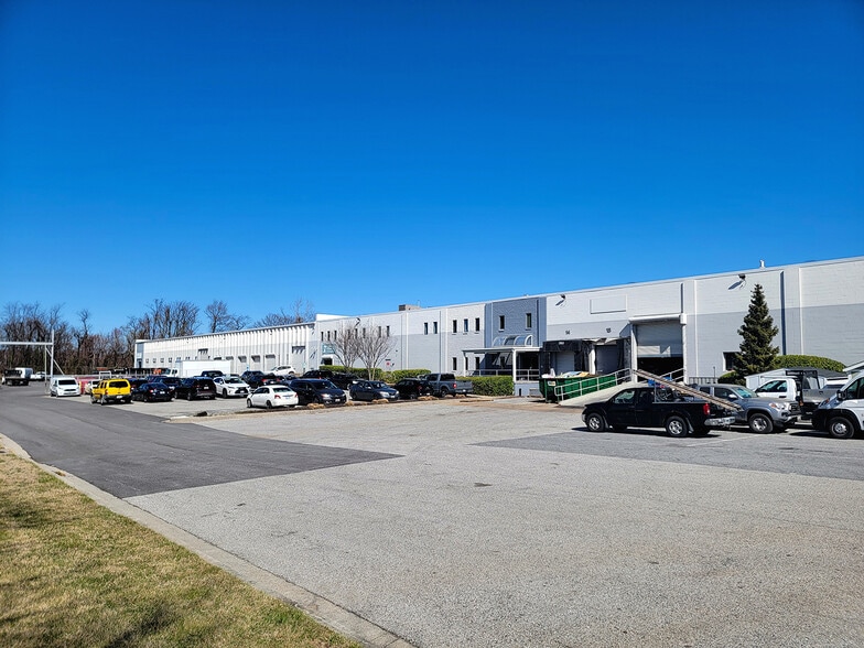 2801 W Patapsco Ave, Baltimore, MD for lease - Building Photo - Image 2 of 3