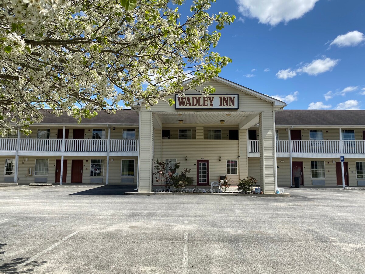 430 Poplar St, Wadley, GA 30477