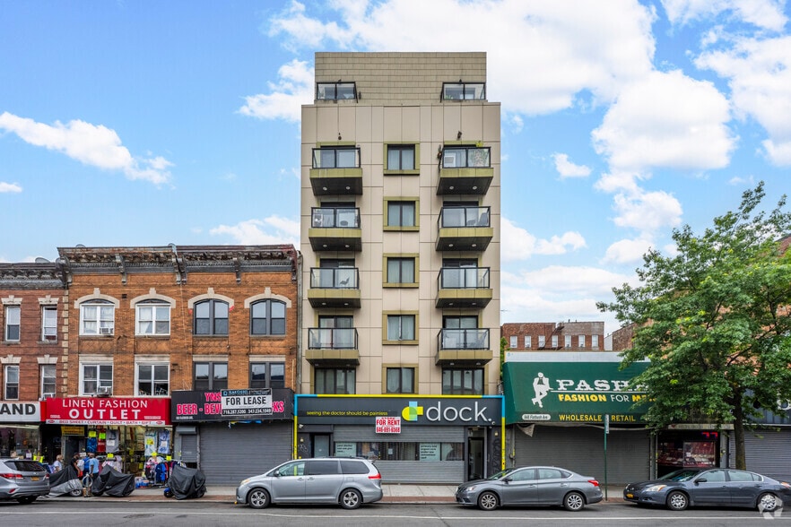850 Flatbush Ave, Brooklyn, NY for lease - Building Photo - Image 2 of 4
