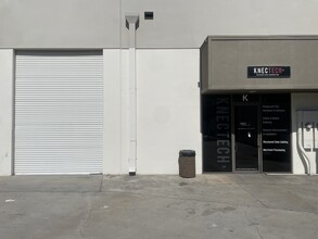 2300 Walnut Ave, Signal Hill, CA for lease Building Photo- Image 1 of 8