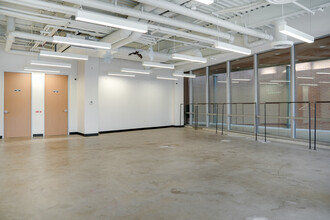 2100 Travis St, Houston, TX for lease Interior Photo- Image 2 of 6