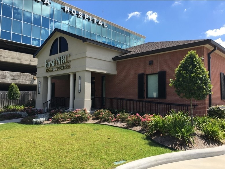 2509 Severn Ave, Metairie, LA 70002