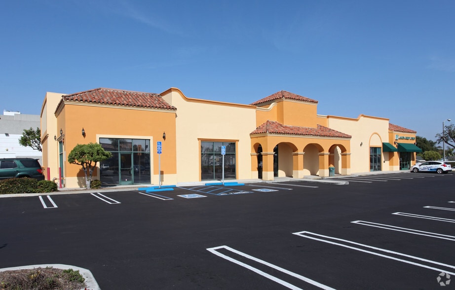1725-1757 W Carson St, Torrance, CA for lease - Building Photo - Image 3 of 16